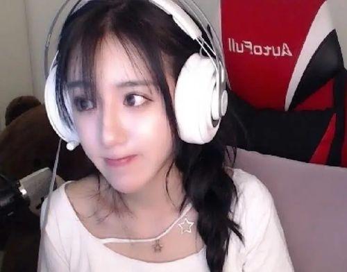 婷子直播间吃瓜的网红,一场吃瓜盛宴背后的故事  第2张